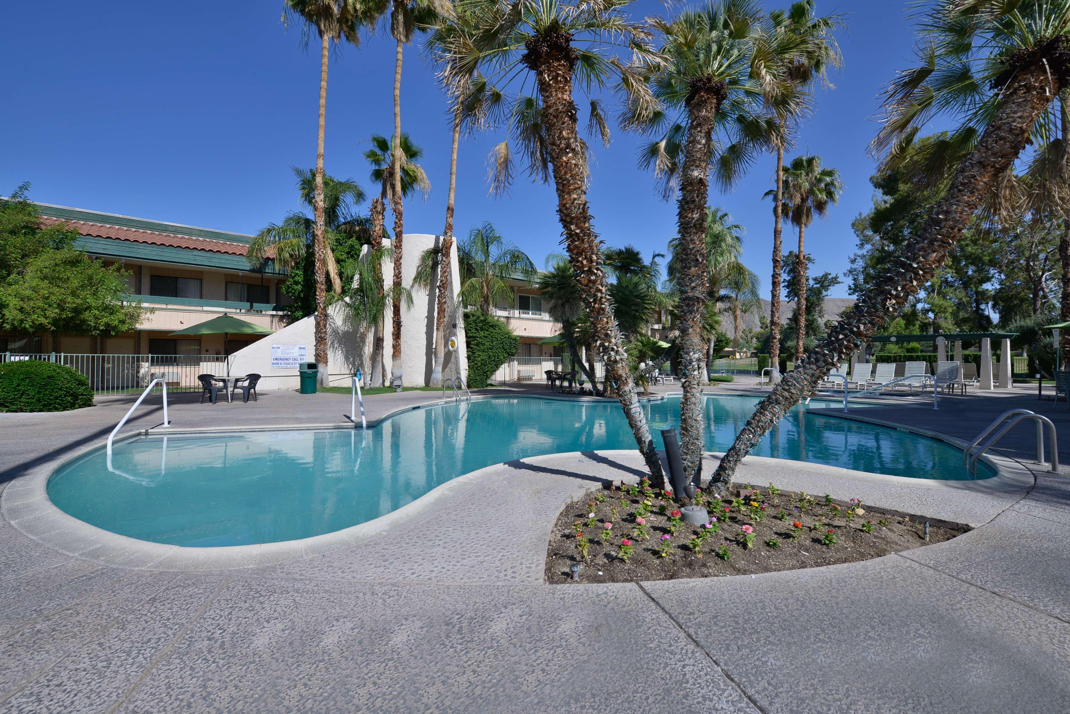 Travelodge By Wyndham Palm Springs Extérieur photo