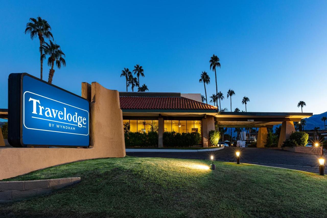 Travelodge By Wyndham Palm Springs Extérieur photo